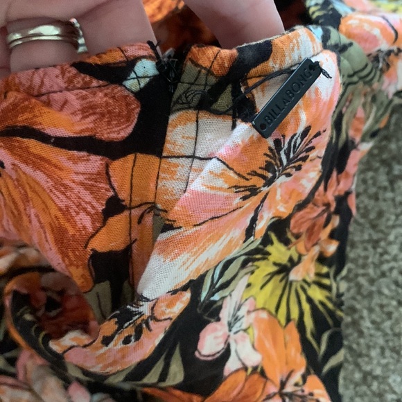 Billabong Knotted Heart Mini Dress Size Small - Picture 9 of 9